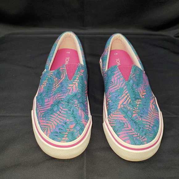 Toms Women's Fenix Slip On Sneaker Size 7 - Picture 1 of 5